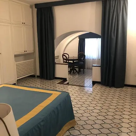 Hotel Residence Villa Igea Capri-3